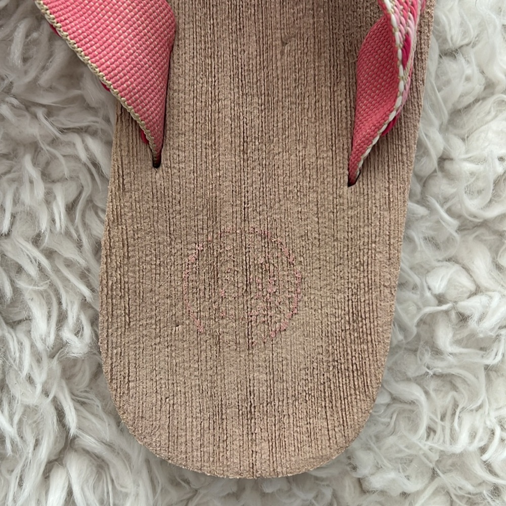 SO Pink and Tan Women's Flip Flops Beach Ocean Chic Surf Style - Picture 6 of 9